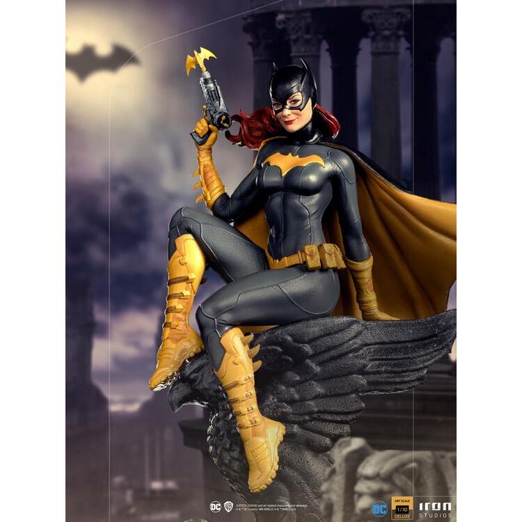 Batgirl DC Comics Deluxe 110 Scale Limited Edition Statue (1)