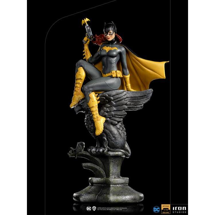 Batgirl DC Comics Deluxe 110 Scale Limited Edition Statue (2)