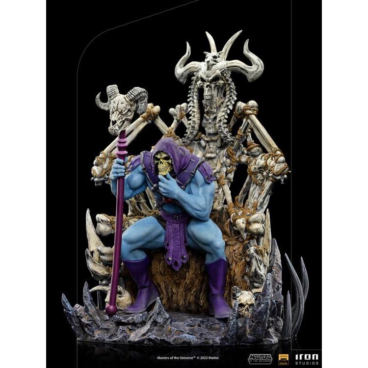 Skeletor on Throne Masters of the Universe Deluxe Art 110th Scale Statue (3)