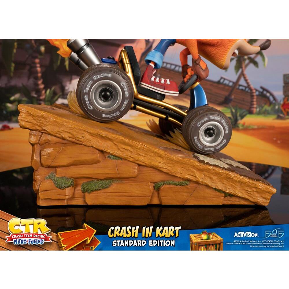 Crash in Kart Crash Team Racing Nitro-Fueled First 4 Figures PVC Statue (4)