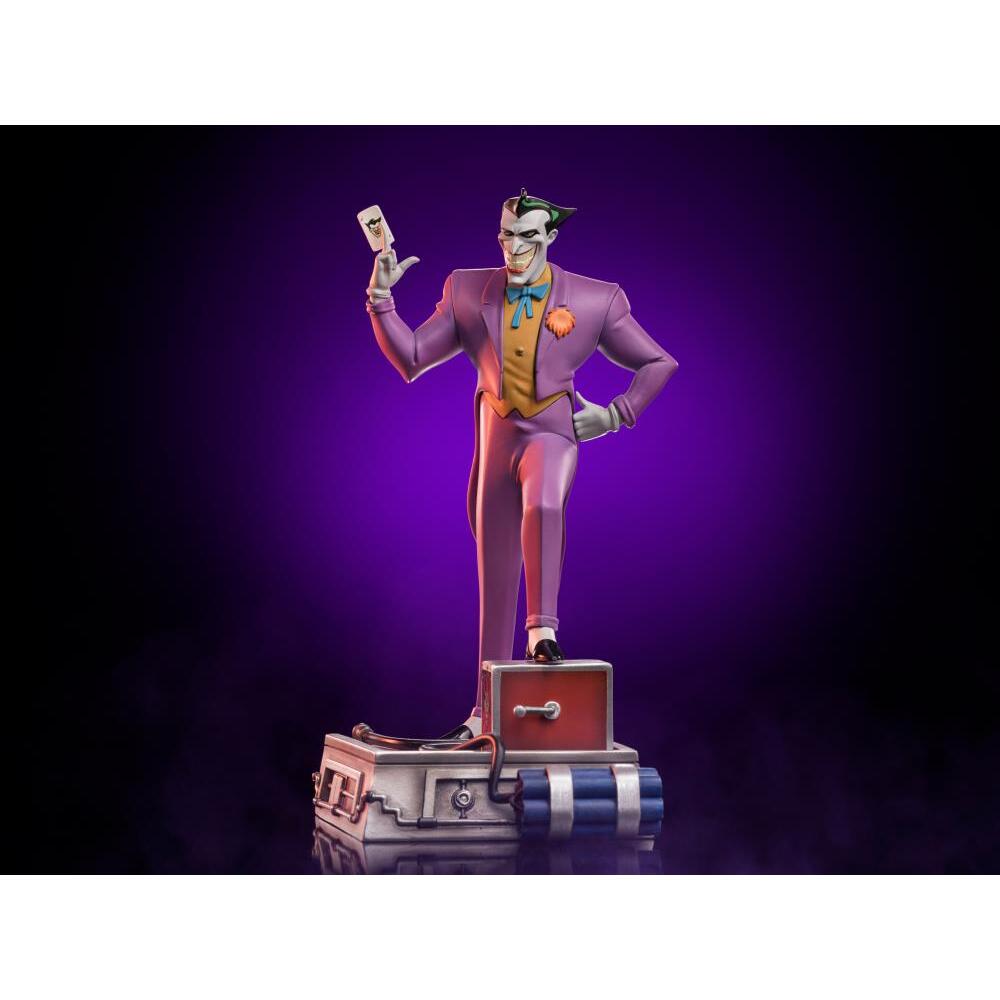 Joker Batman The Animated Series 110 Scale Statue (1)