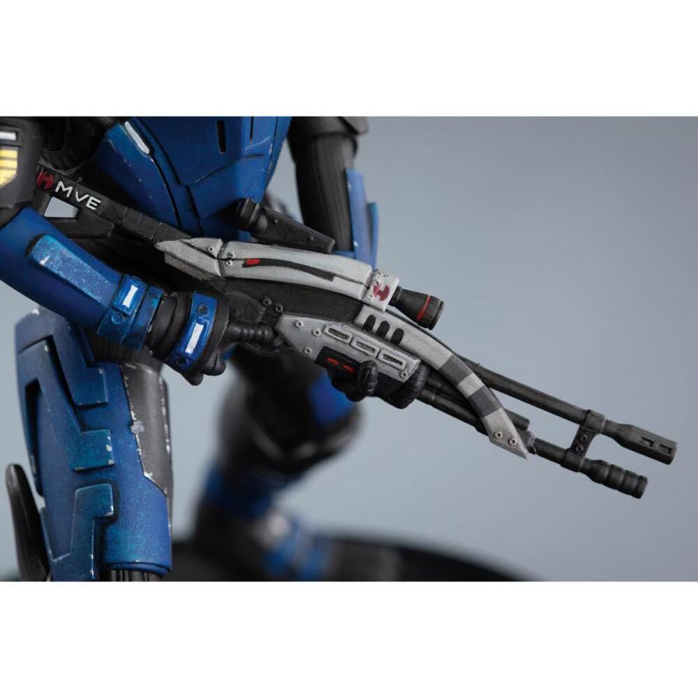 Garrus Vakarian Mass Effect Figure (3)