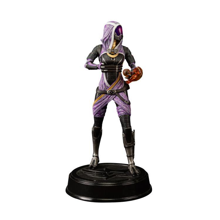 Tali’Zorah Mass Effect Figure (4)