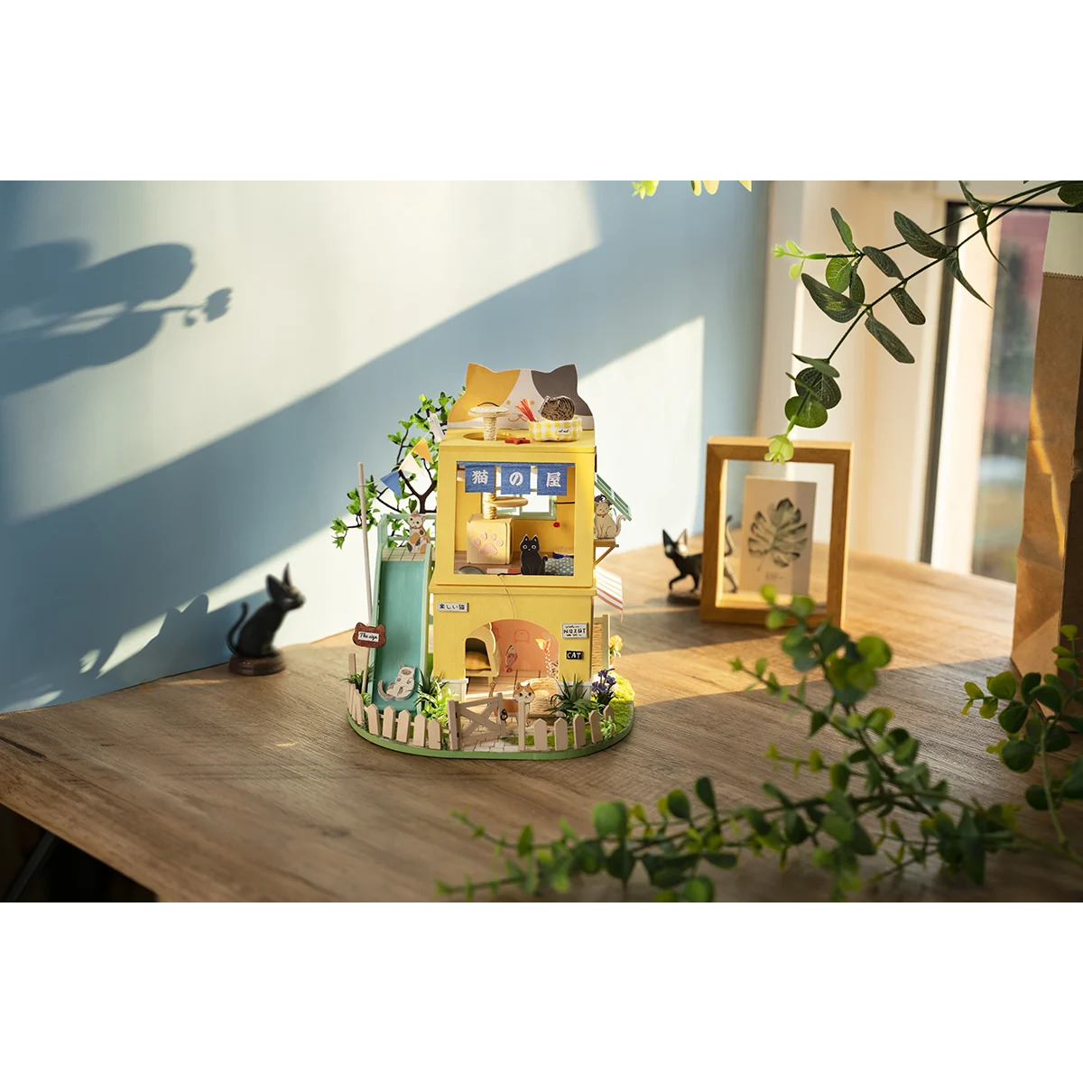 Cat House 3D Bookends 3D DIY Miniature Dollhouse Kit (4)