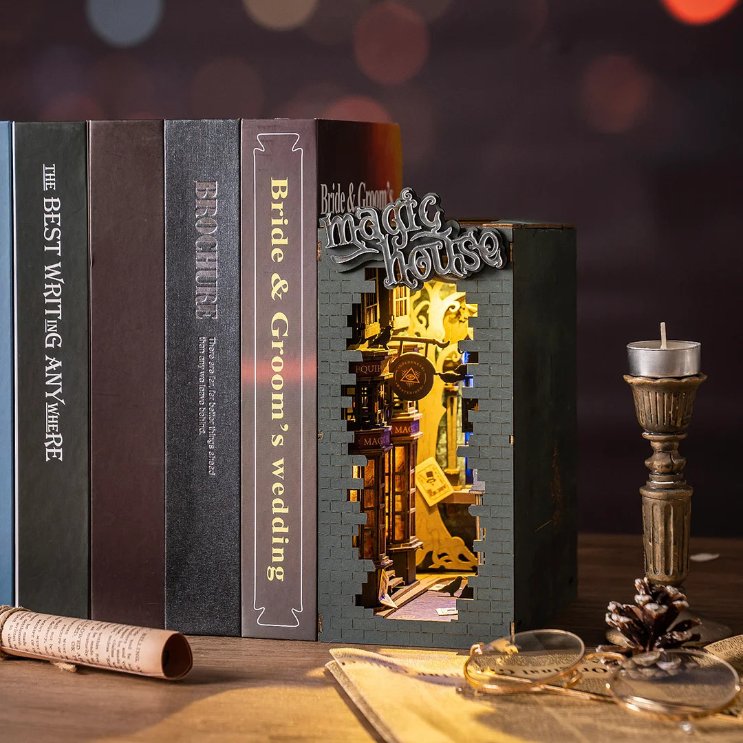 Magic House Book Nook 3D Bookends 3D DIY Miniature Dollhouse Kit (5)