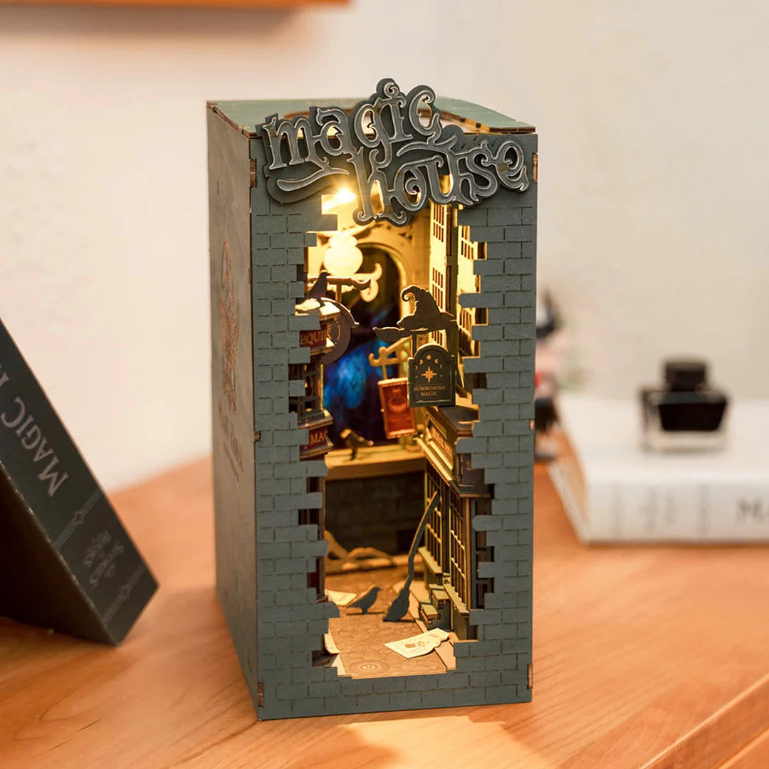 Magic House Book Nook 3D Bookends 3D DIY Miniature Dollhouse Kit (7)