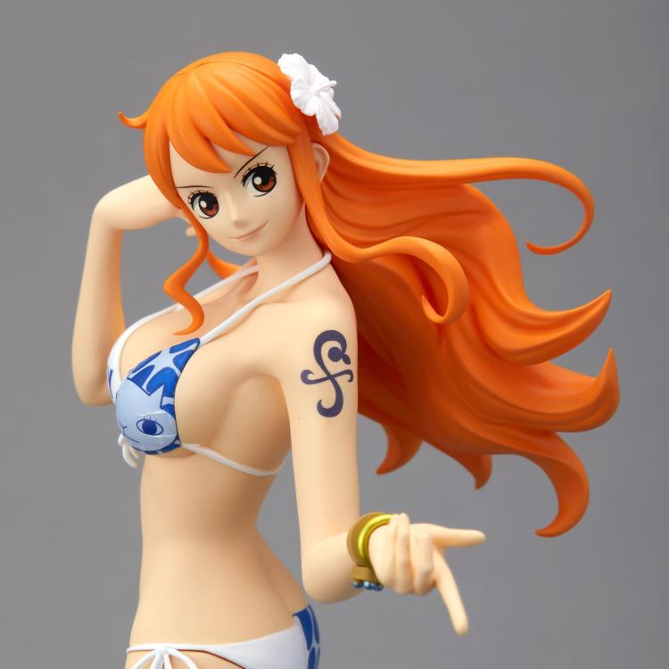 Nami (Splash Style) One Piece Glitter & Glamours Figure (2)