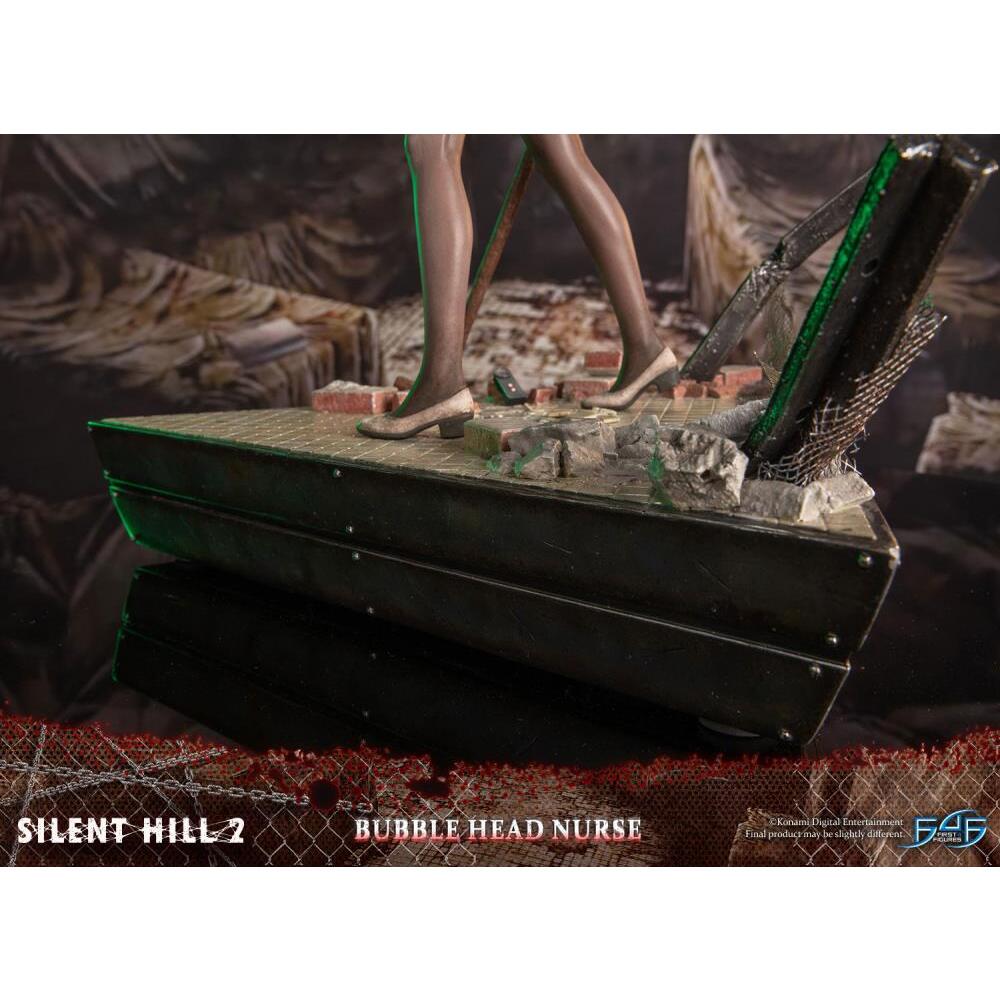 Bubble Head Nurse Silent Hill 2 Statue (5)