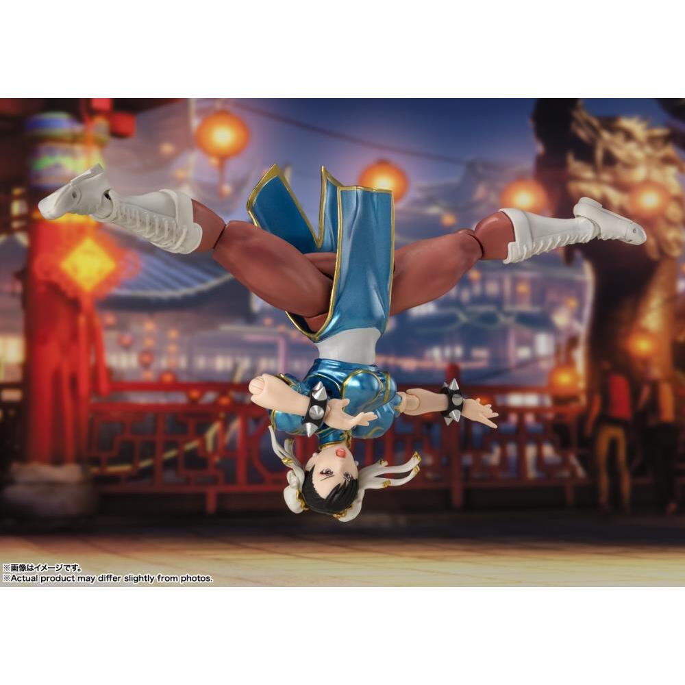 Chun-Li Street Fighter (Outfit 2 Ver.) S.H.Figuarts Figure (3)