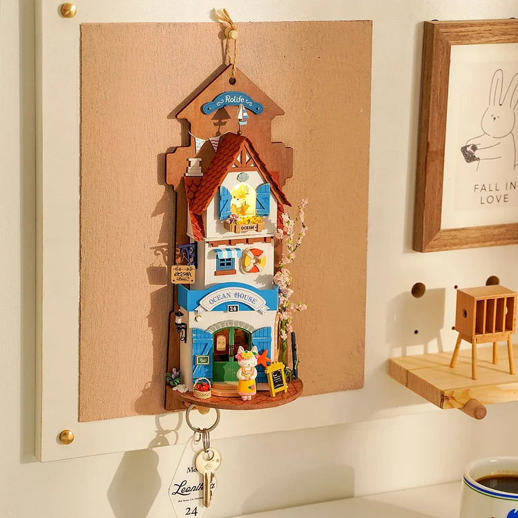 Island Dream Villa Robolife 3D DIY Animal Store Series Hanging Miniature House Kit (1)