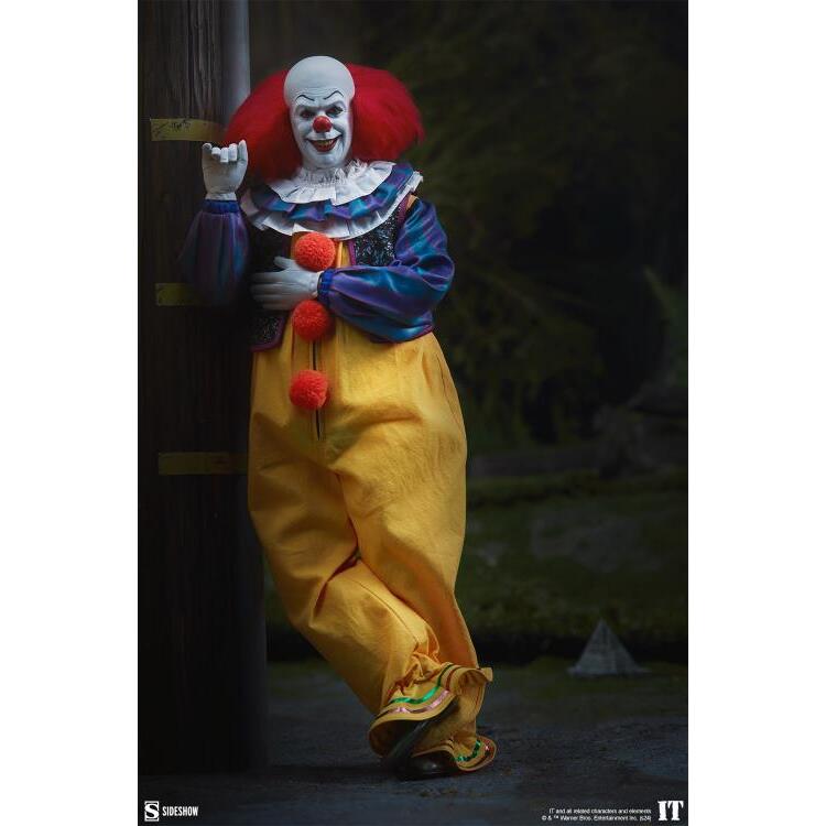 Pennywise IT (2003) 16 Scale Figure