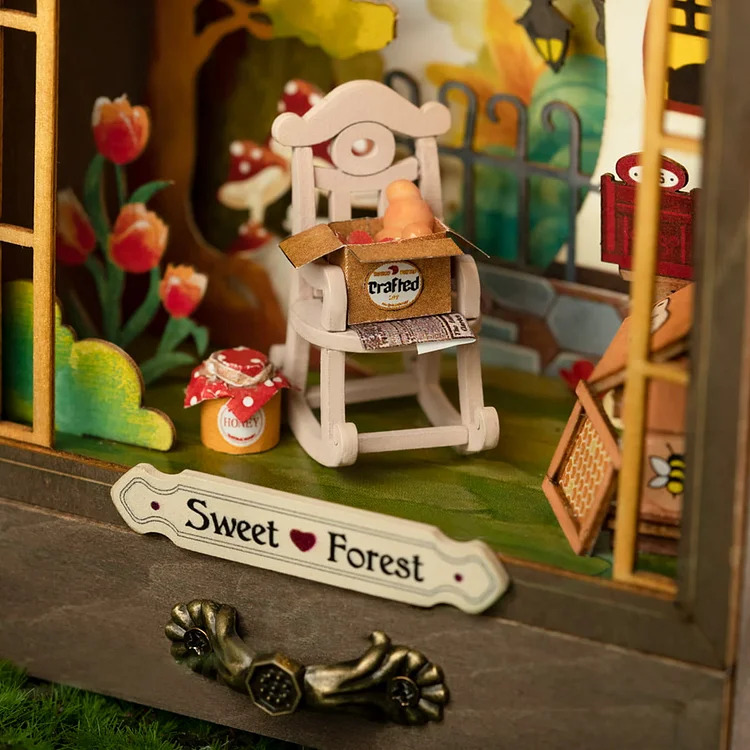 Sweet Forest Rolife 3D DIY Box Theatre Series Dollhouse Kit (4)