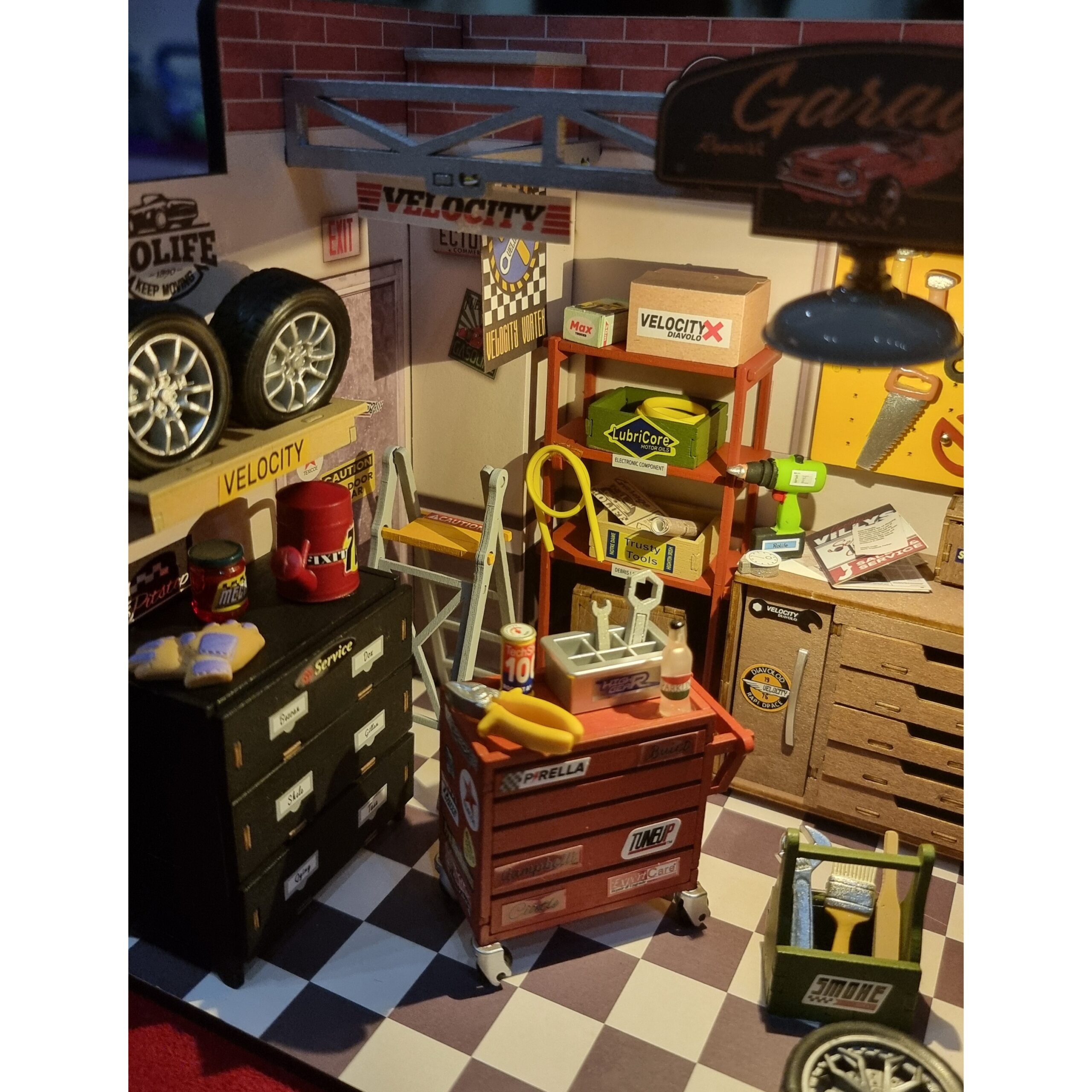 Garage Workshop Rolife 3D DIY Miniature House Kit (11)