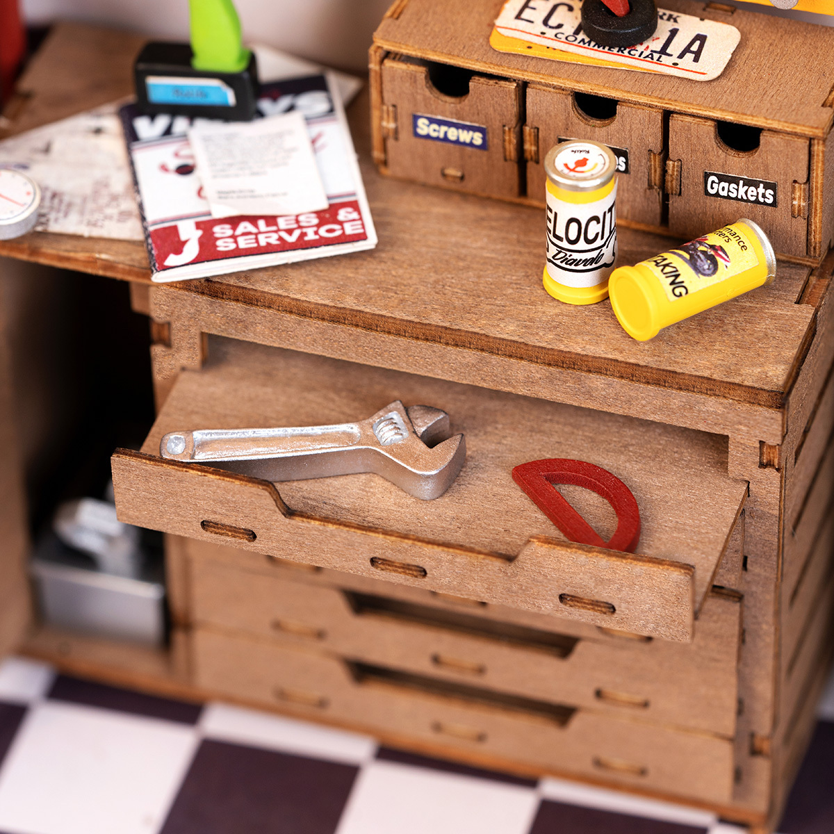 Garage Workshop Rolife 3D DIY Miniature House Kit (3)