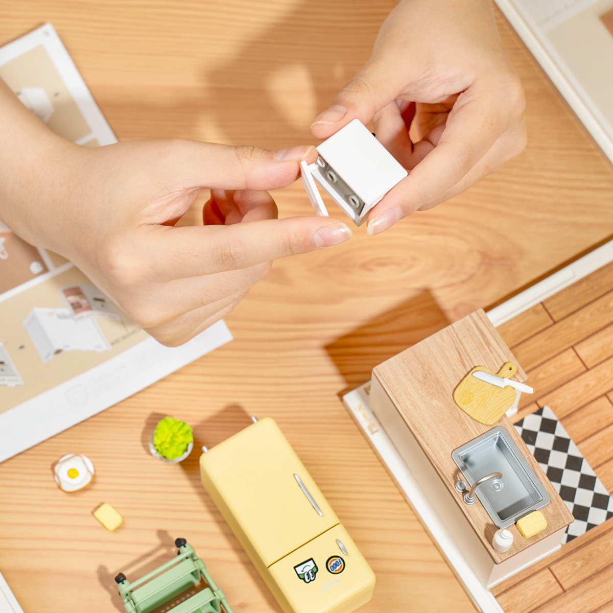 Happy Meals Kitchen Rolife (Super Creator Series) 3D DIY Miniature House Kit (6)