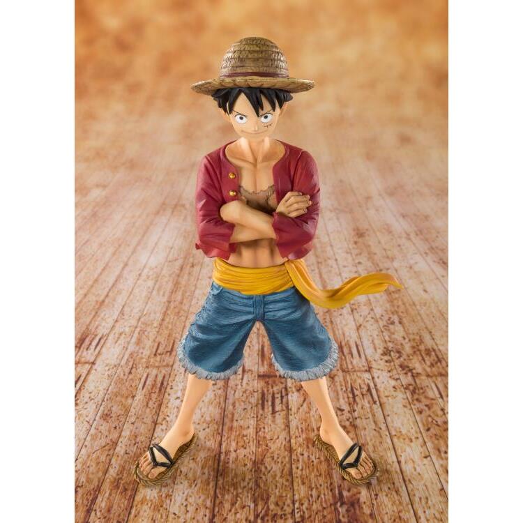 Straw Hat Monkey D. Luffy One Piece FiguartsZERO Figure (1)