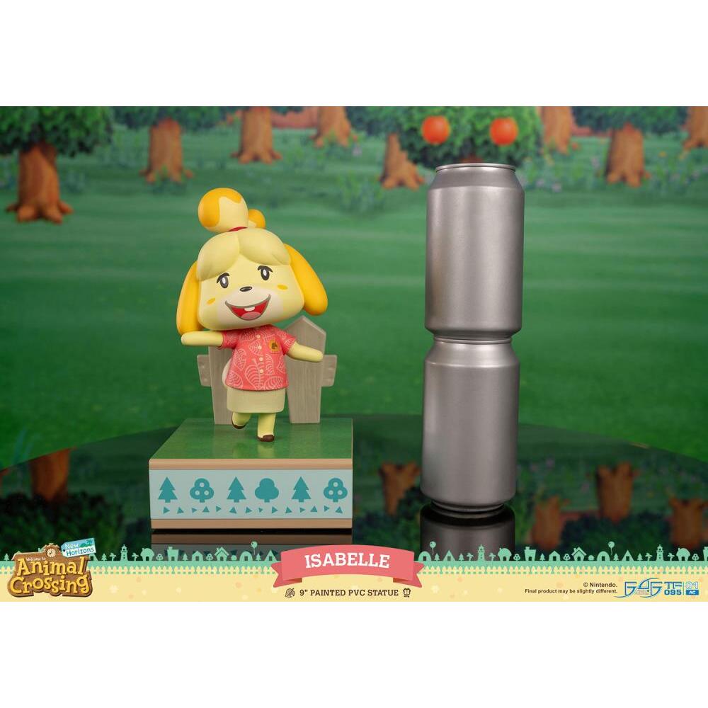 Isabelle Animal Crossing New Horizons Statue (5)